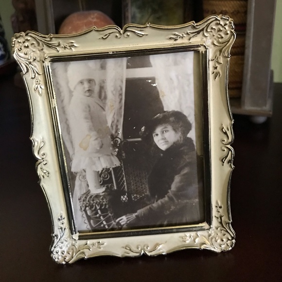 Meet your Posher, Mary - Picture 2 of 16